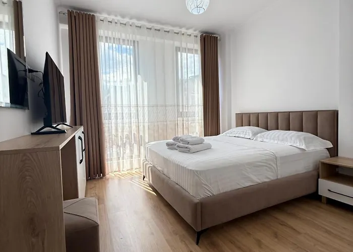 Edoria Apartment
