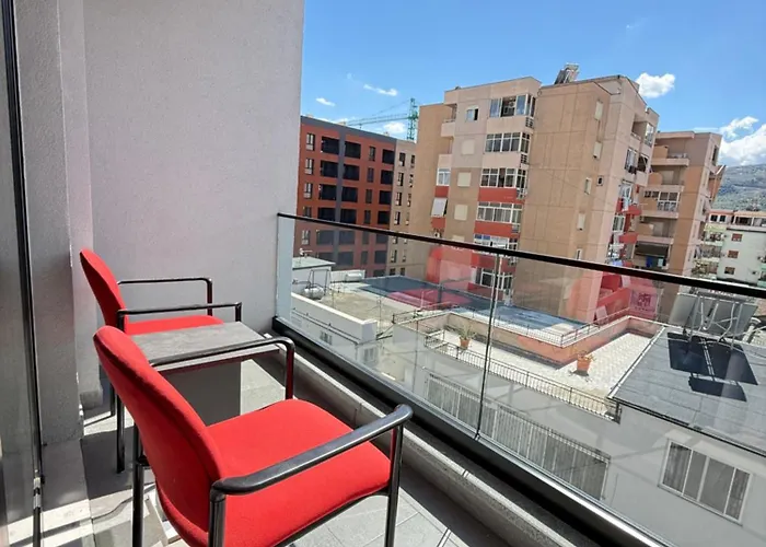 Edoria Apartment *