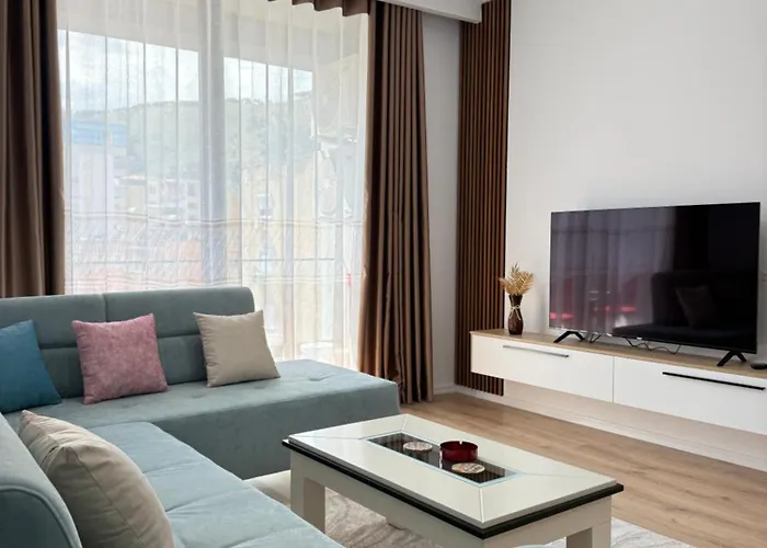 Edoria Apartment *